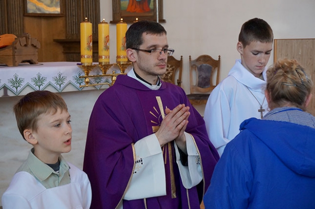 У Жодзіне адбылася прыміцыйная імша а.Вадзіма Мізера